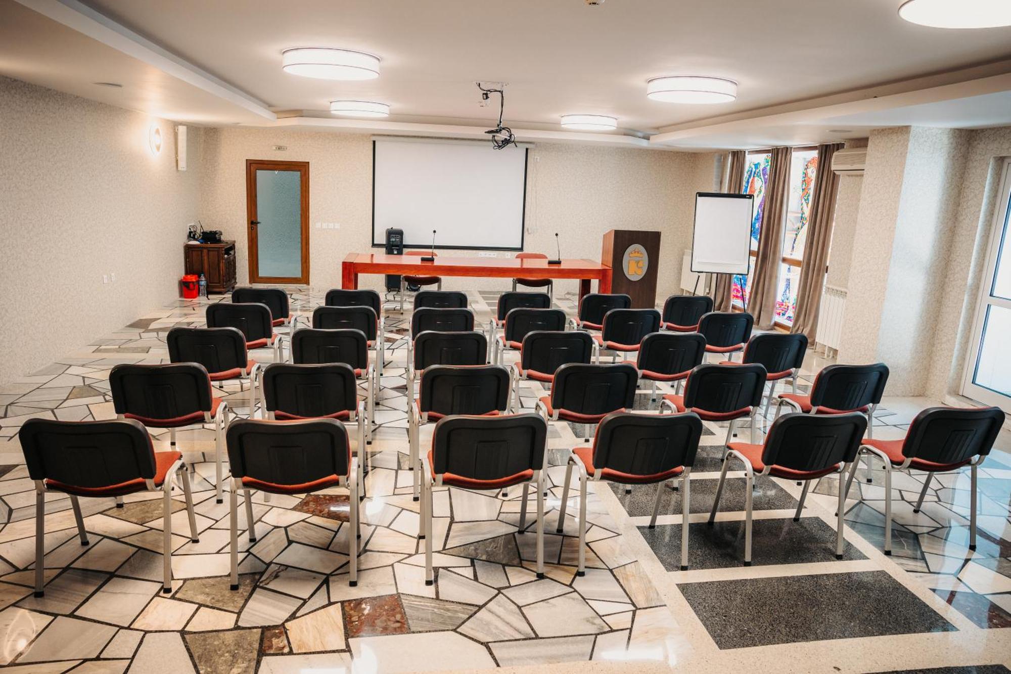 פלבן Park Hotel Kaylaka מראה חיצוני תמונה