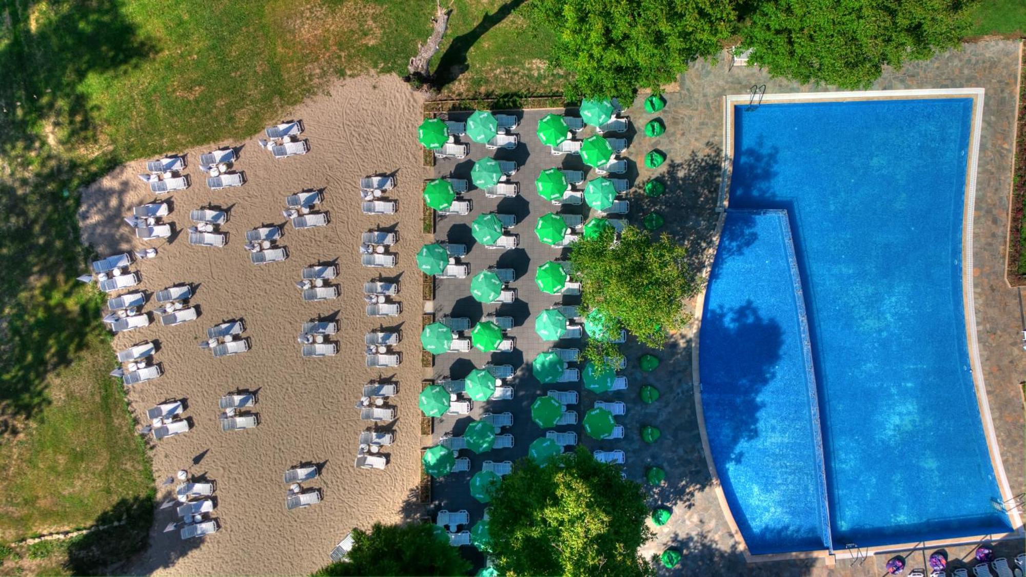 פלבן Park Hotel Kaylaka מראה חיצוני תמונה