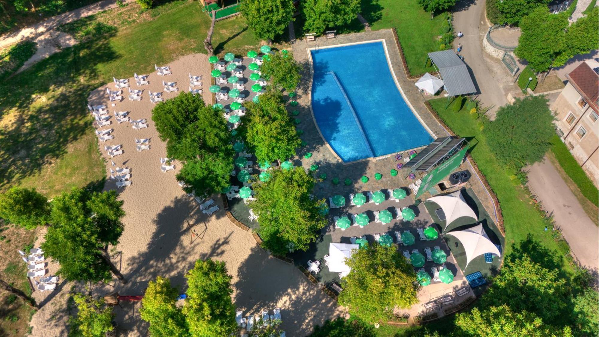 פלבן Park Hotel Kaylaka מראה חיצוני תמונה